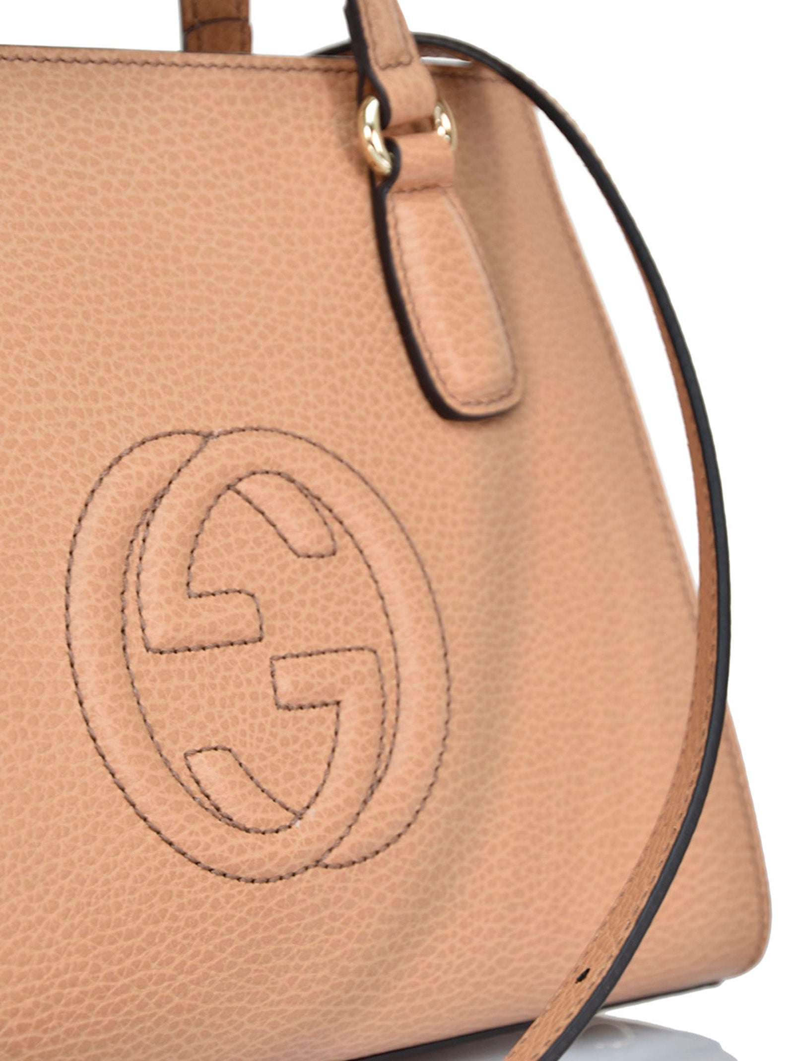 Beige gucci soho bag discount