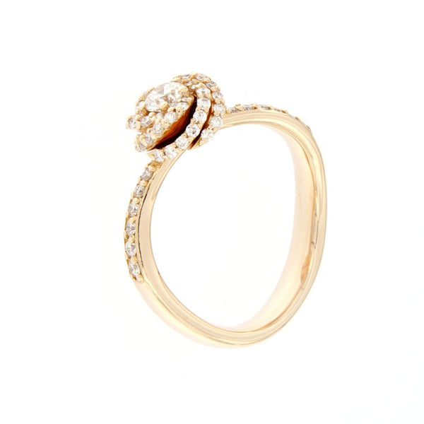 Anello in oro rosa con diamanti